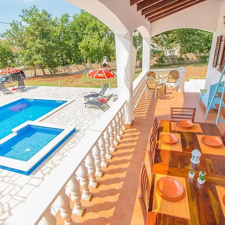 Casa Sabatti Villa Kukci